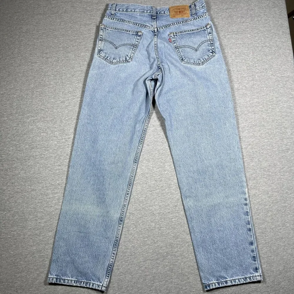 Vintage Levi's 550 Jeans Mens 33x32 Blue Light Wash Relaxed Straight Denim